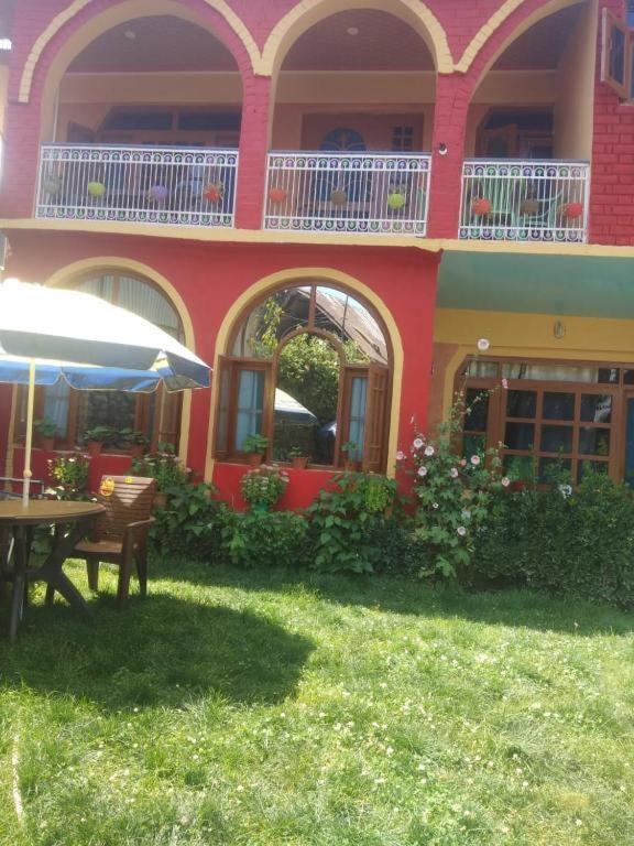 Wani Guest House Gulmarg Exterior foto
